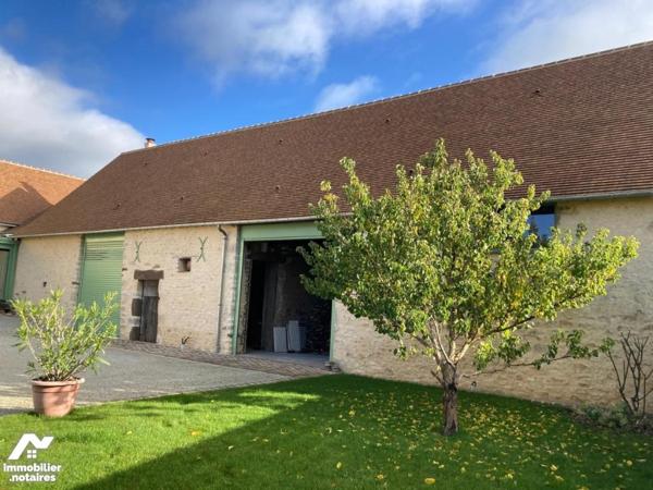 20 Mn du MANS superbe corps de ferme 230m² rénové entièrement