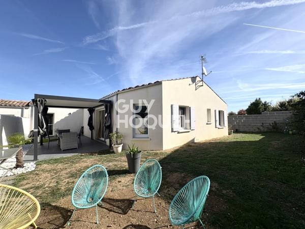 Maison à vendre 3 chambres + bureau de 94 m² avec jardin et garage