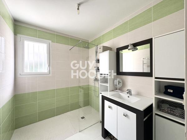Maison à vendre 3 chambres + bureau de 94 m² avec jardin et garage