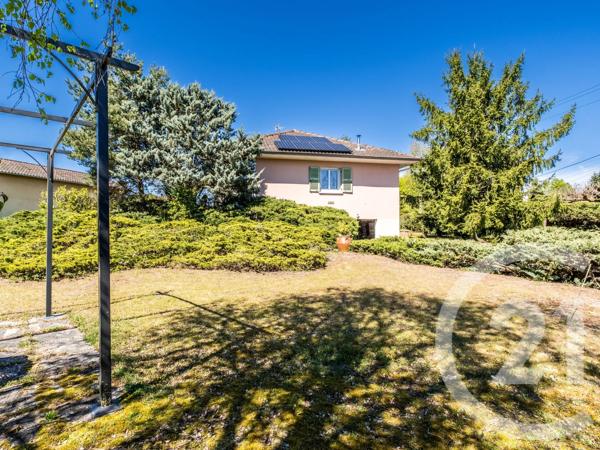 Maison à vendre  5 pièces - 133 m 2   MONTMERLE SUR SAONE  - 01