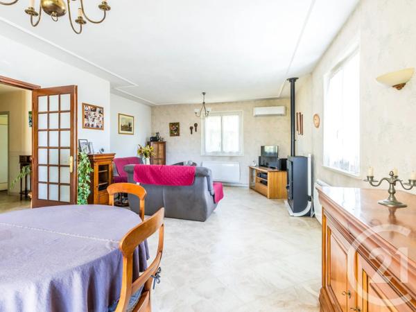 Maison à vendre  5 pièces - 133 m 2   MONTMERLE SUR SAONE  - 01