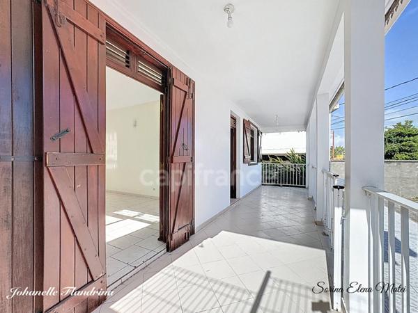 Maison à louer 4 pièces LE GOSIER (971)