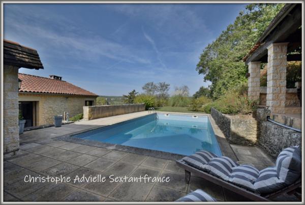 Maison en pierres rénovée, 3 chambres, studio indépendant, piscine, double garage sur 1450 M2
