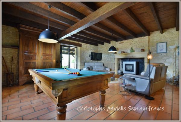 Maison en pierres rénovée, 3 chambres, studio indépendant, piscine, double garage sur 1450 M2