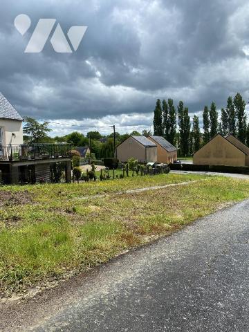 A VENDRE - TERRAIN A BATIR - AHUILLE