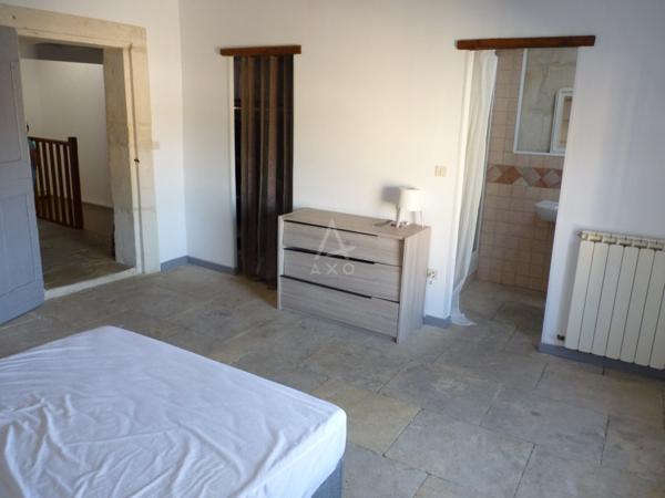 Dpt Gard (30) - Manduel - Maison de village 143M2 divisée en 2 appartements