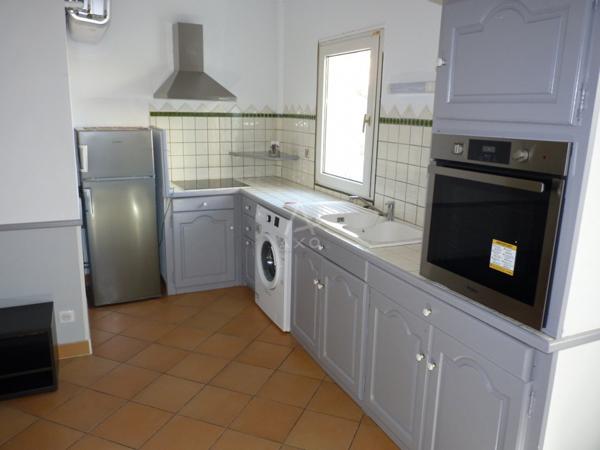 Dpt Gard (30) - Manduel - Maison de village 143M2 divisée en 2 appartements