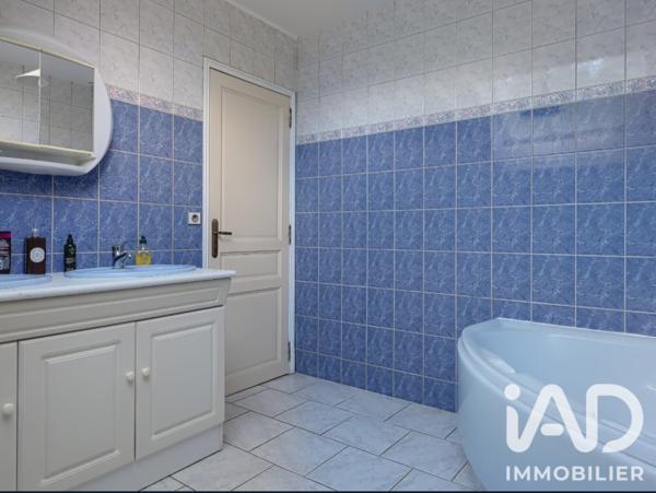 Maison à vendre 10 pièces 326 m² Roinville