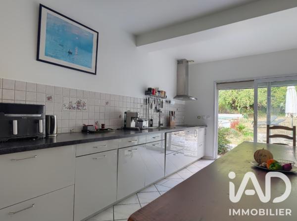 Maison à vendre 10 pièces 326 m² Roinville