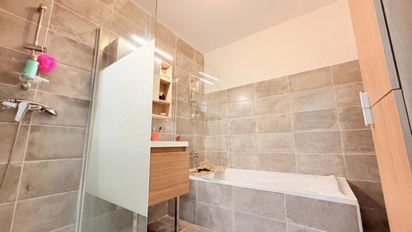 Vente Maison 4 pièces 94 m2 à Pourrières