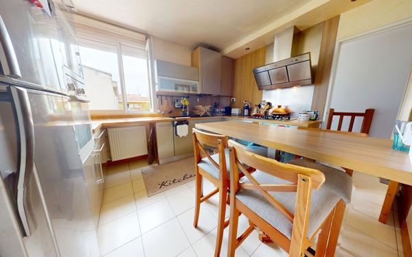 Maison à vendre    5 pièces •  Toulouse