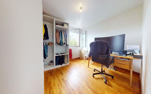 Maison à vendre    5 pièces •  Toulouse