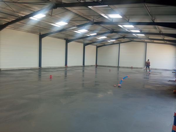 A SALLERTAINE - A LOUER LOCAL ARTISANAL DE 150 m²