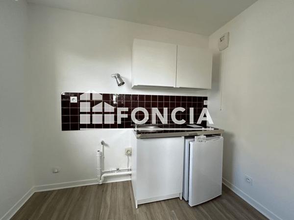 Location Studio 30.7 m² - 10 PUITS MAUGER Rennes 35000