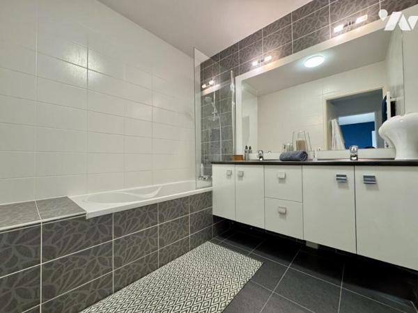 NANTES CENTRE Feydeau - Appartement T4 90m² avec terrasses et garage.  