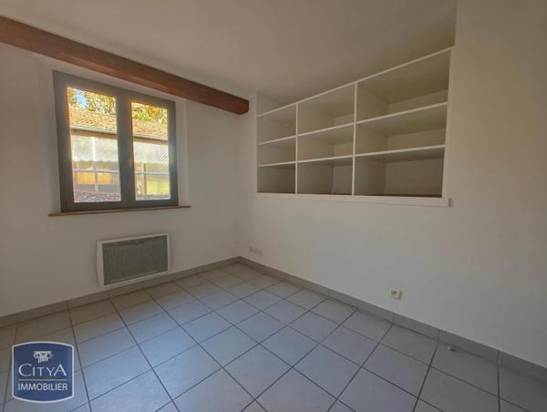 Appartement à louer 4 pièces 88.5m²