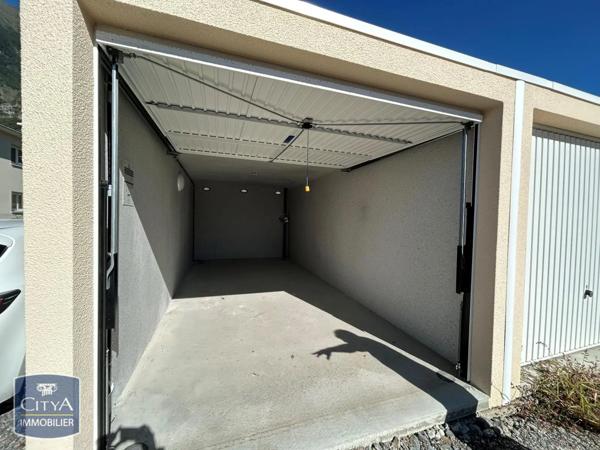 Appartement à louer 3 pièces 67.88m²