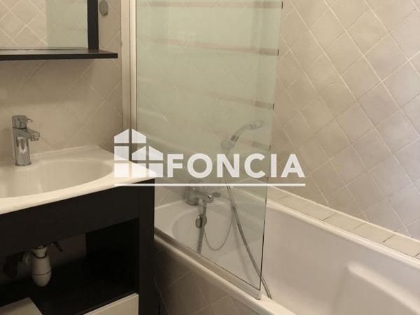 Location Appartement 3 pièces 51.5 m² - 17 RUE HENRI CAYOL Martigues 13500