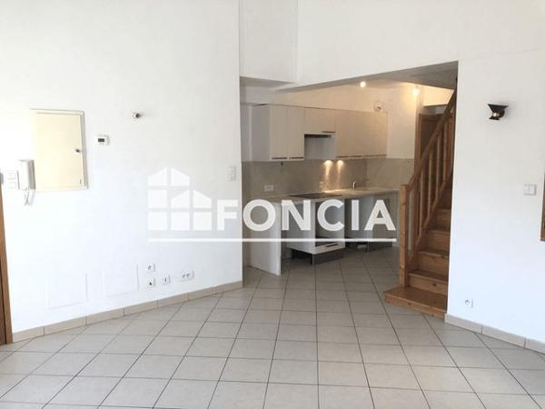 Location Appartement 3 pièces 51.5 m² - 17 RUE HENRI CAYOL Martigues 13500