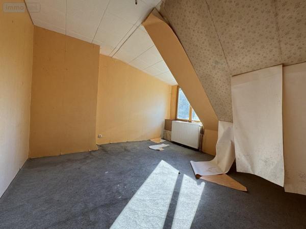 Maison à vendre à Lombron dans la Sarthe (72450), ref : 72033-430