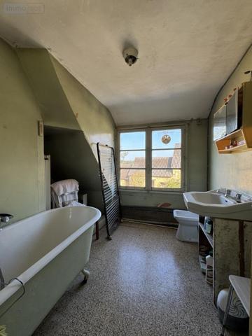 Maison à vendre à Lombron dans la Sarthe (72450), ref : 72033-430