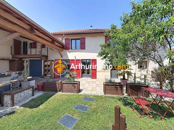 Vente                                                      Maison
                        
                     5 pièces                      155 m2                     à Bourgoin-Jallieu