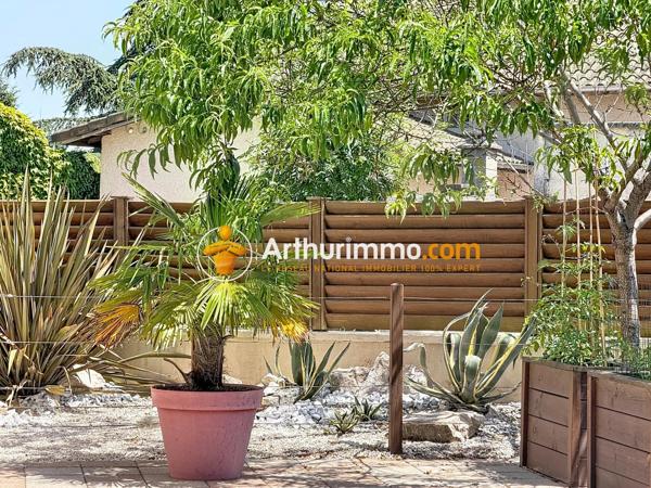 Vente                                                      Maison
                        
                     5 pièces                      155 m2                     à Bourgoin-Jallieu