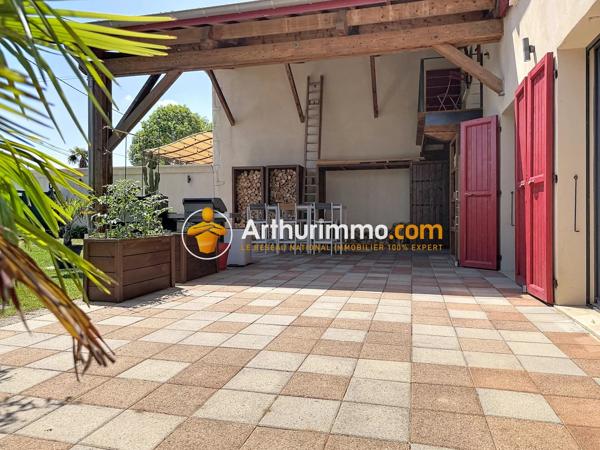 Vente                                                      Maison
                        
                     5 pièces                      155 m2                     à Bourgoin-Jallieu