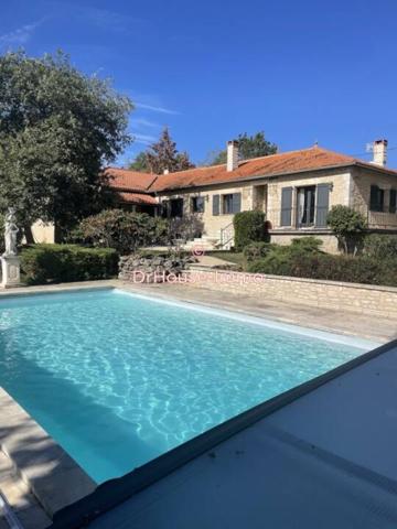 Maison à vendre 9 pièces de 350 m²