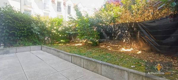 Vente                                                      Appartement
                        
                     2 pièces                      35 m2                     à Le Plessis-Pâté