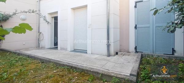 Vente                                                      Appartement
                        
                     2 pièces                      35 m2                     à Le Plessis-Pâté