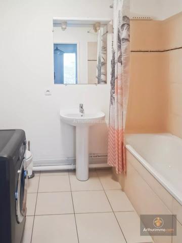 Vente                                                      Appartement
                        
                     2 pièces                      35 m2                     à Le Plessis-Pâté