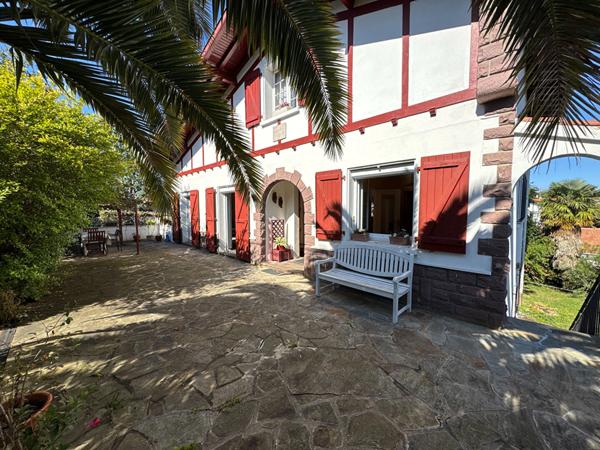 Maison Ciboure 9 pièces d'environ 260 m2