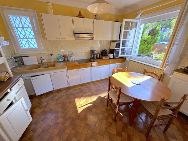 Maison Ciboure 9 pièces d'environ 260 m2