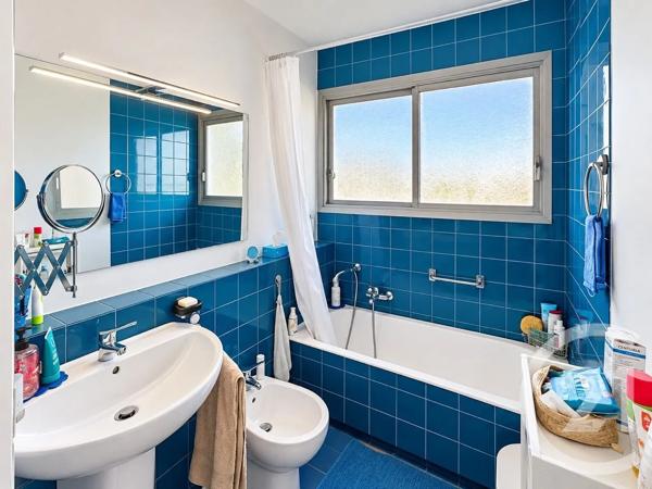 Appartement F2 à vendre  2 pièces - 52 m 2   CANNES LA BOCCA  - 06