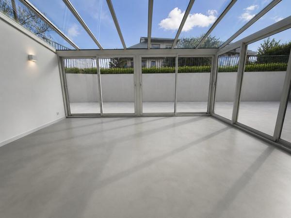 Appartement 4 pièces avec terrasse et jardin privatif