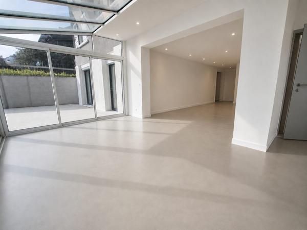 Appartement 4 pièces avec terrasse et jardin privatif
