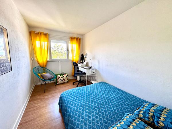 BEL APPARTEMENT T4 TRAVERSANT ET LUMINEUX DE 81 M² - ROYAN