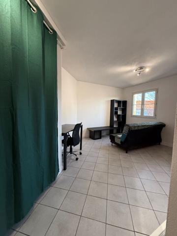 Location Appartement29,58 m² - 1 Pièce - LA VILLE DU BOIS (91620)