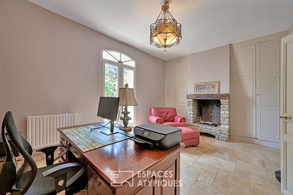 Mas de Caractère rénové sur domaine privé de 3,9 hectares