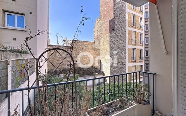 Appartement à vendre    3 pièces • 66,02 m2 Paris 15