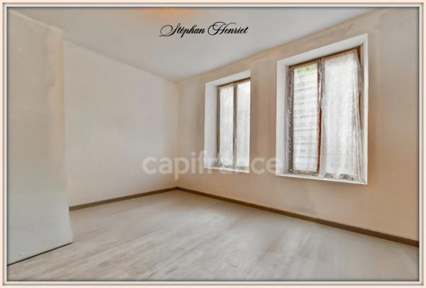 Maison à vendre 11 pièces VOUZIERS (08)