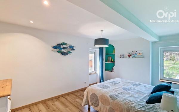 Maison à vendre    6 pièces • 180 m2 Ennezat