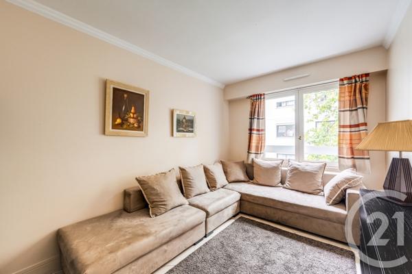 Appartement F5 à vendre  5 pièces - 85 m 2   PARIS  - 75020