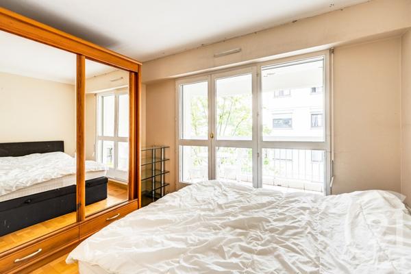 Appartement F5 à vendre  5 pièces - 85 m 2   PARIS  - 75020
