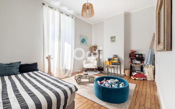 Maison à vendre    9 pièces • 233 m2 Limoges