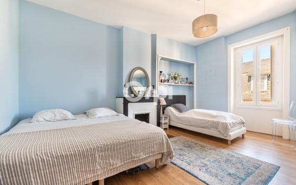 Maison à vendre    9 pièces • 233 m2 Limoges