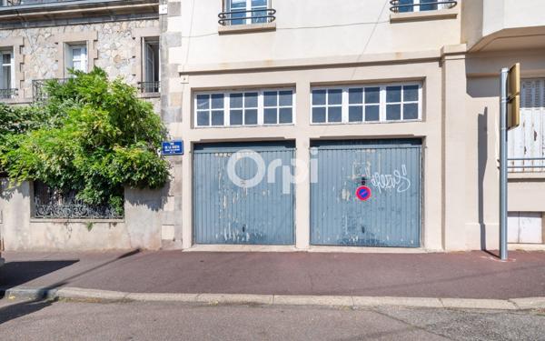 Maison à vendre    9 pièces • 233 m2 Limoges