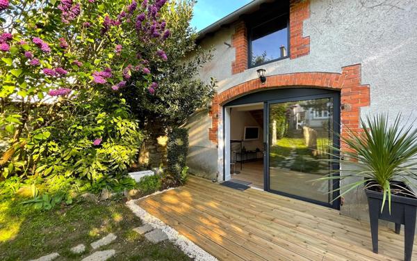 Maison à vendre    9 pièces • 233 m2 Limoges