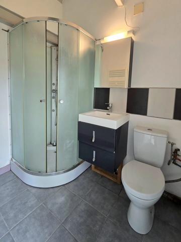 Maison d'architecte avec piscine et deux studios loués